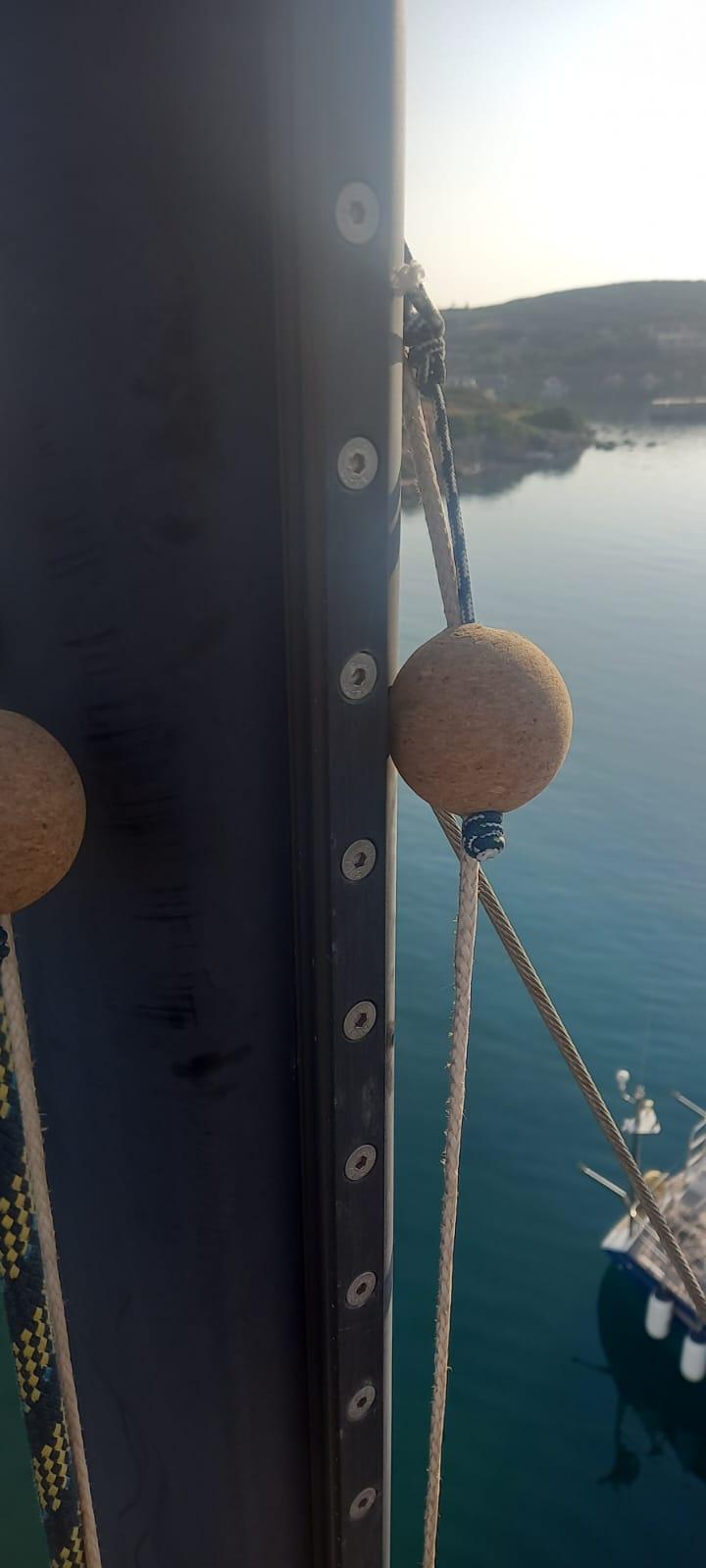 P36  boules de liège sur lazy-jacks 2